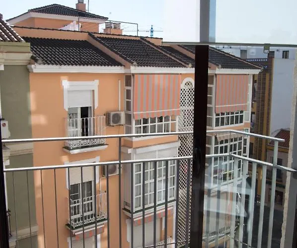 Luminoso Y Coqueto Apartamento En Malaga