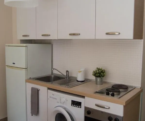 Luminoso Y Coqueto Apartamento En Malaga